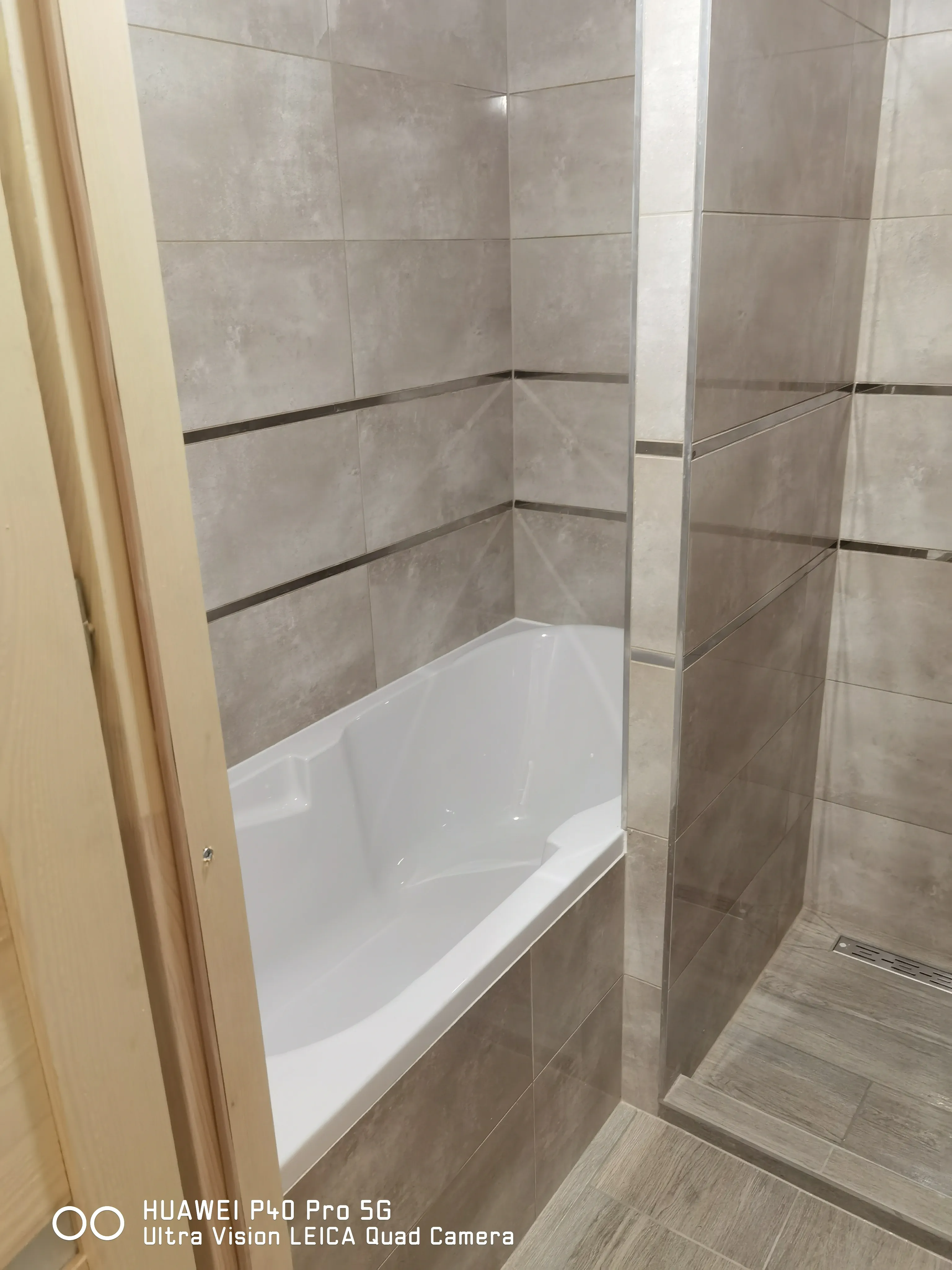 Referenciakép 1 - Professzionális burkolási munka